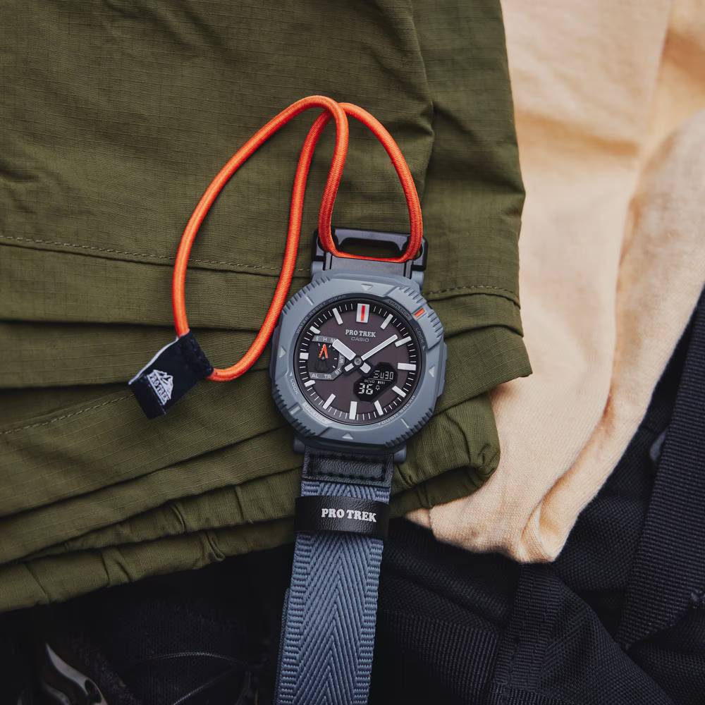 Casio Pro Trek PRJ-B001B-2DR Tough Solar Bluetooth Outdoor Resin Band Watch