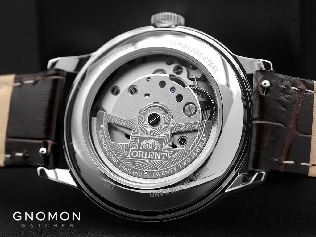 Orient RA-BB0104Y exhibition caseback view