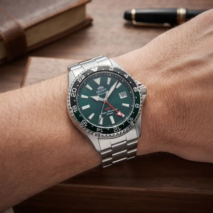 Orient-Orient Mako RA-BC0002E GMT Automatic Green Dial Stainless Steel Sapphire 200M Men's Watch-Wristbear-2
