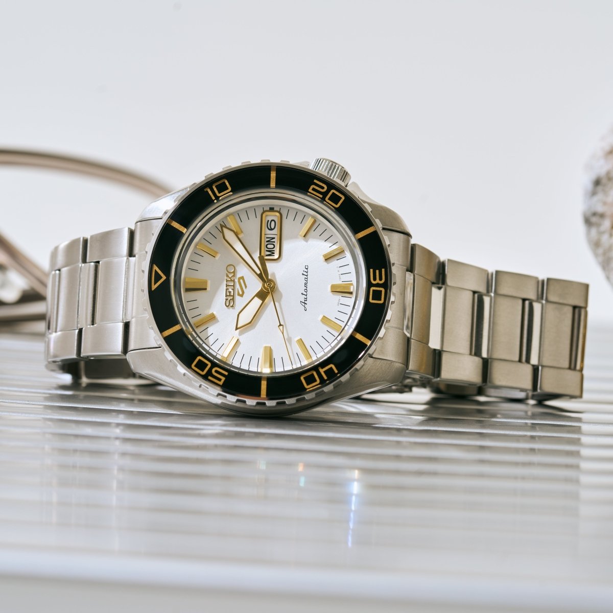 Seiko 5 Sports HDB004K1 SKX Series Automatic Silver Dial Stainless Steel Men's Watch - Wristbear-5