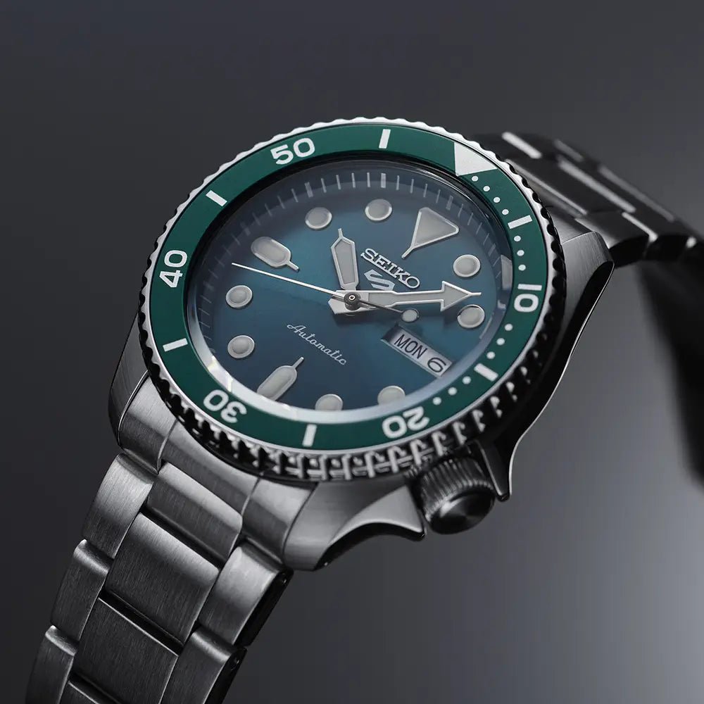Seiko-Seiko 5 Sports SKX Series SRPD61K1 Automatic Green Sunray Dial Stainless Steel Men's Watch-Wristbear-2