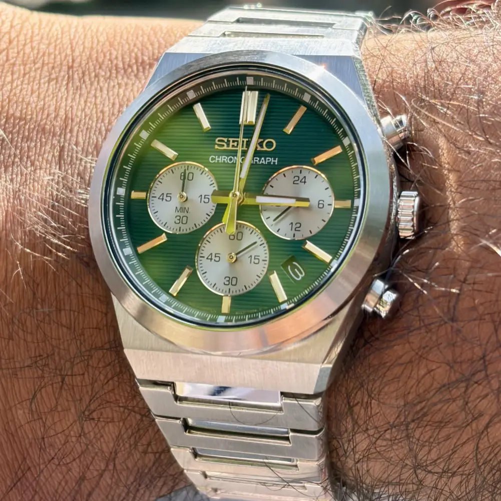Seiko-Seiko SSB461P1 Quartz Chronograph Green Dial Stainless Steel Men's Watch-Wristbear-2